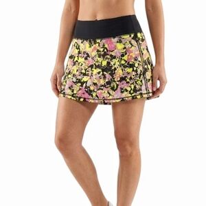 Lululemon Pace Rival Tennis Golf Skirt Skort Multicolor Swift‎ Fabric Size 6